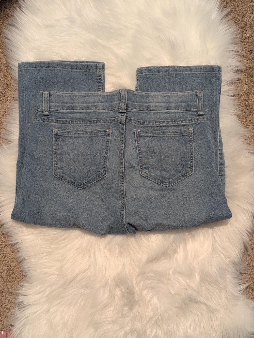 4/$20 Rafaella Light Blue Capri Jeans - Picture 4 of 4
